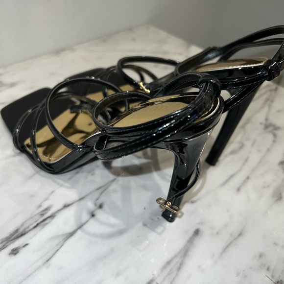 Women’s heels - Picture 3 of 4